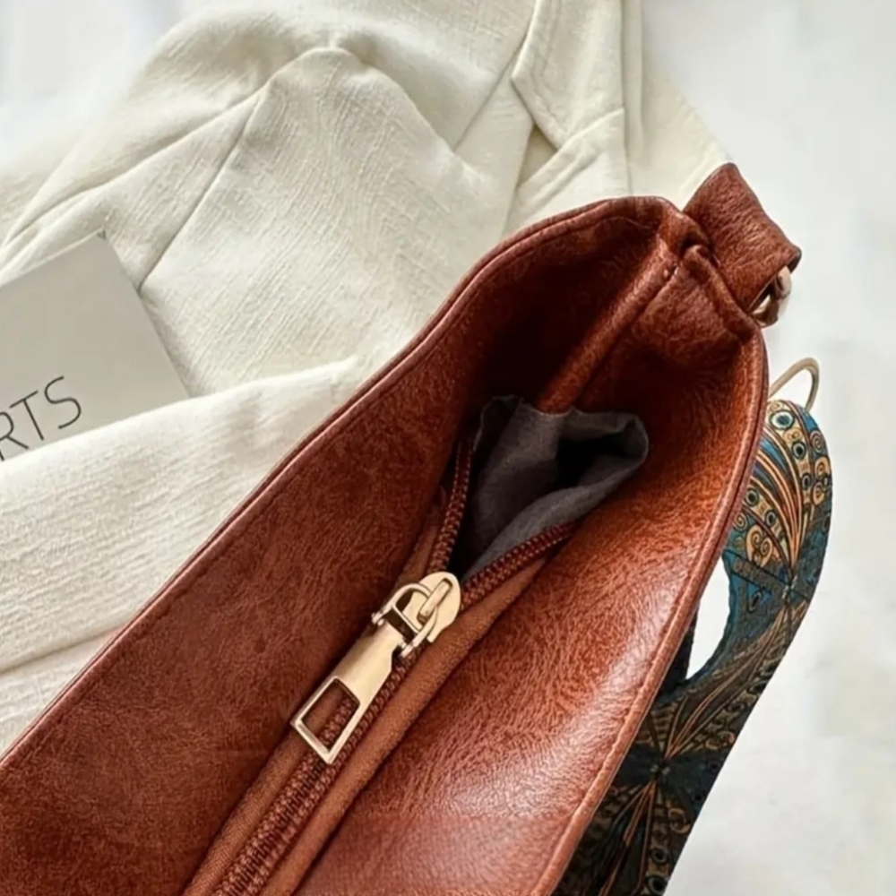 Vintage Large Capacity Hobo Bag - Retro Bohemian Shoulder Tote for Women… - Picture 4 of 6